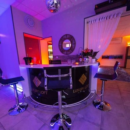 Loft Privatif Avec Jacuzzi Et Sauna Saint-Dizier Bagian luar foto