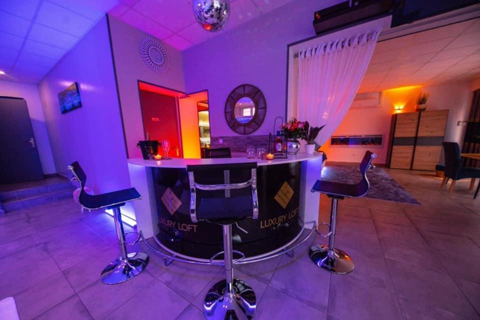 Loft Privatif Avec Jacuzzi Et Sauna Saint-Dizier Bagian luar foto